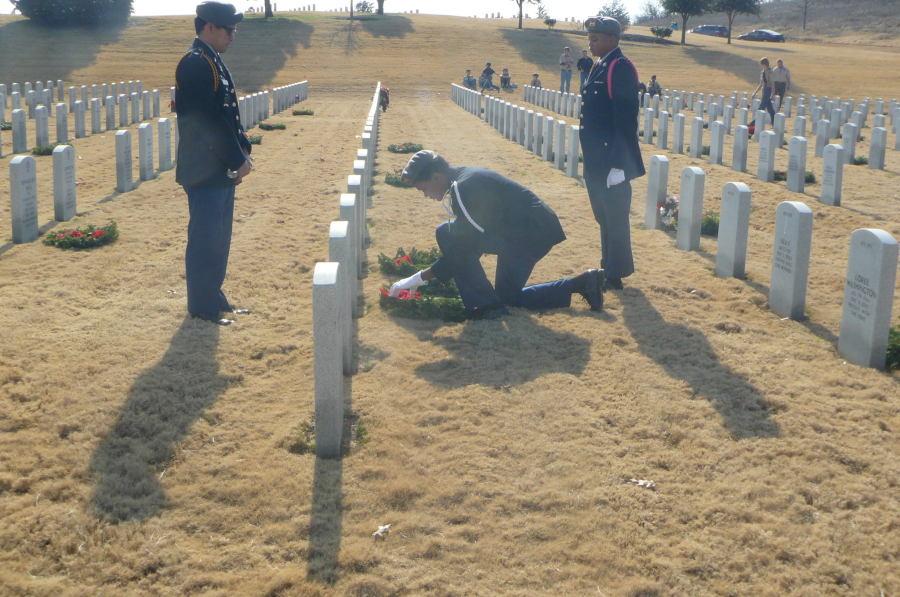JROTC Leaves Wreaths at Soldiers' Graves